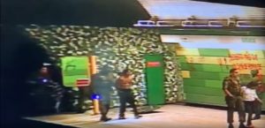 VIDEOS | Carabineros detuvo a sujetos que intentaban robar TV de estación Barrancas