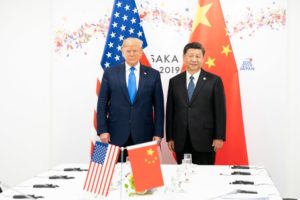Donald Trump anuncia que firmará acuerdo comercial con China el 15 de enero
