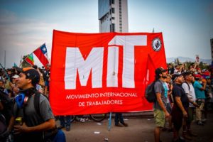 Quiénes forman el Movimiento Internacional de Trabajadores que se tomó Plaza Italia