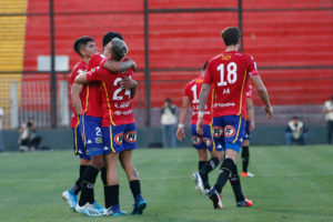 Unión Española entrena en el Santa Laura y mantiene firme el no viajar a La Serena
