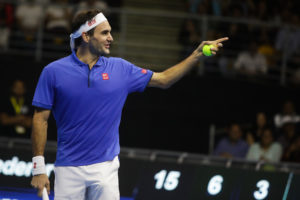 Roger Federer logró un sufrido triunfo sobre John Millman en Australia
