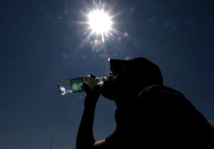 Meteorología emite alerta por altas temperaturas: podrían llegar a los 38 grados en la zona central