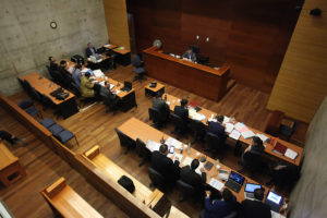 Revocan prisión preventiva de carabineros imputados por tortura y abuso sexual
