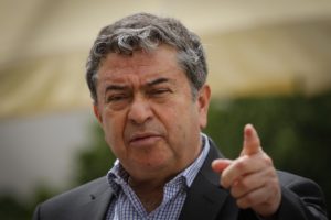 Senador Coloma asegura que proyecto de paridad sería como 