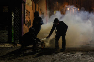 Joven perdió visión en un ojo durante manifestaciones en Valparaíso en Año Nuevo