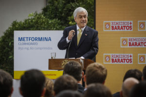 Presidente Piñera promulga ley que permitirá acceder a medicamentos más baratos