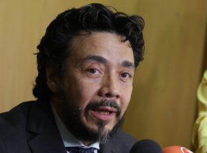 Arias y proceso de remoción: 