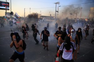 Protestas, saqueos y un fallecido: el balance de la violenta noche en la Región Metropolitana