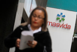 Planes de mujeres subieron 3,4% en isapres pese a circular que prohibía contratos 