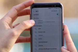 ¿Cómo se implementa una Ley de Velocidad Garantizada de Internet?