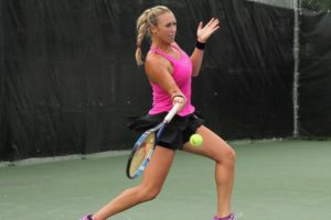 Alexa Guarachi debuta con un triunfo en el dobles del Abierto de Australia