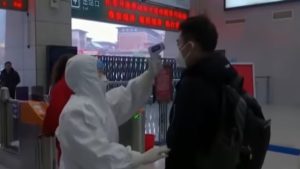 China advierte que coronavirus puede contagiarse sin síntomas