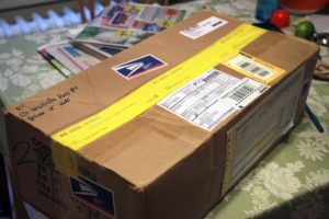 Minsal: coronavirus se transmite por gotas de saliva y no hay riesgo en encomiendas de China