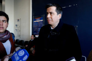 Presentarán proyecto que obliga a parlamentarios a cumplir con presencia completa en comisiones