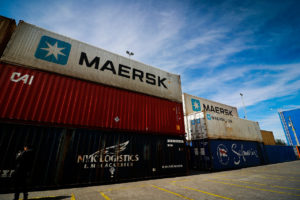 Cancillería llama a la calma por containers detenidos en China