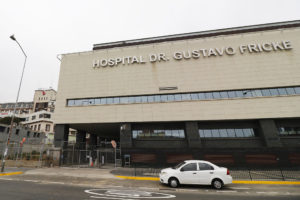 Seremi de Salud busca a pasajeros que viajaron a Viña del Mar junto a mujer que murió por meningitis
