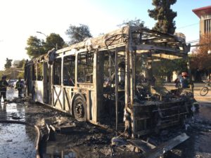Quema de buses en Recoleta obligó a suspender el servicio de Transantiago