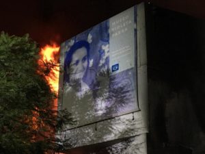 Incendio afecta nuevamente a Museo Violeta Parra en medio de protestas