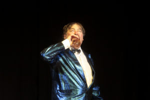 Las dudas sobre el show de Ernesto Belloni tras el éxito de Kramer y Javiera Contador en Viña 2020