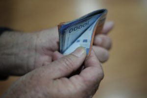 Sueldo mínimo subirá a partir del 1 de marzo