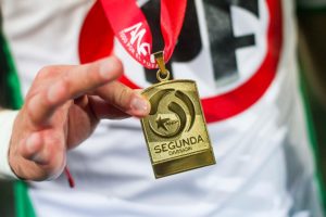 La crisis total que tiene a la Segunda División al borde del final