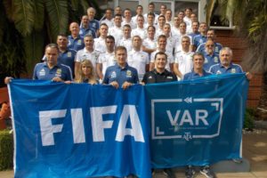 Enrique Osses llegó a Argentina para enseñar sobre la experiencia del VAR