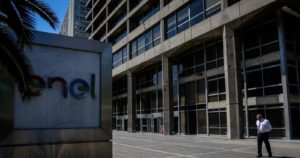 Enel activa póliza de seguro por coronavirus para todos sus trabajadores en el mundo