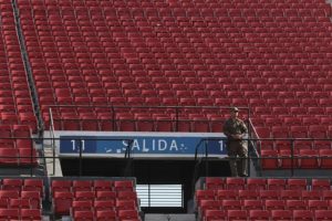 Fútbol chileno se jugará sin público entre el 18 de marzo y el 19 de abril por coronavirus
