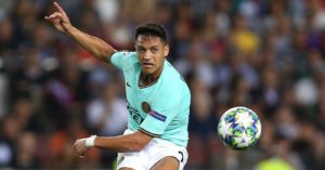 Alexis Sánchez podría dejar Europa para recalar en el fútbol de Qatar