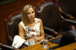 Dichos de Piñera y próximo 8M: la dura interpelación que deberá enfrentar Isabel Plá