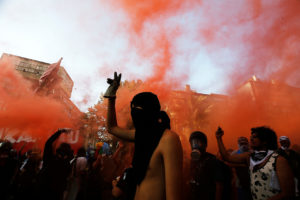 Manifestaciones y enfrentamientos marcaron el primer lunes de marzo