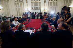 Agenda social, pueblos originarios y financiamiento: la estrategia de los presidentes de partidos para llevar a cabo el plebiscito