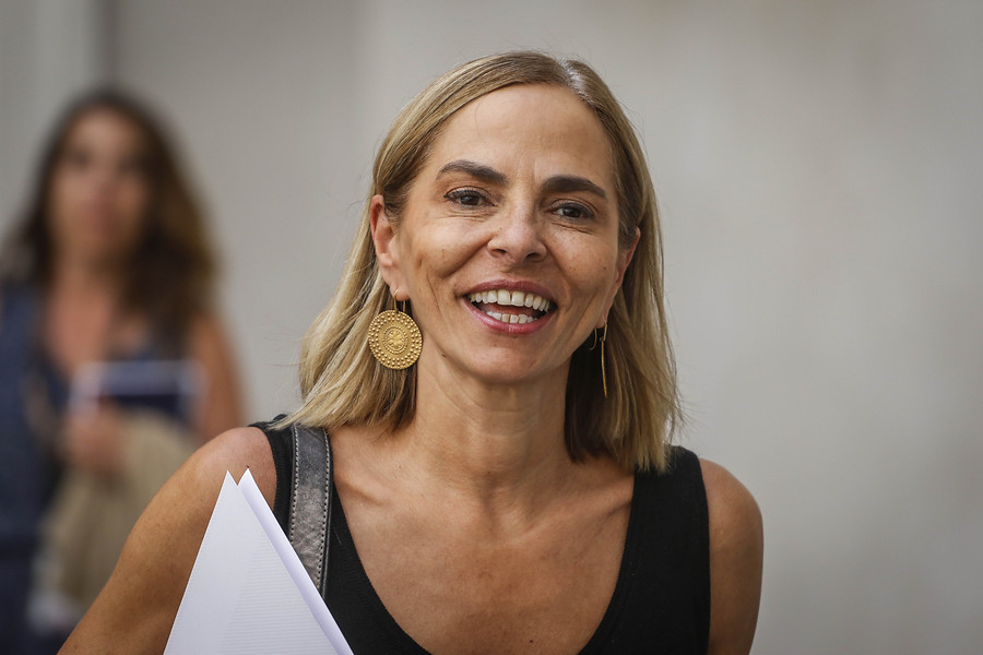 Isabel Plá renuncia