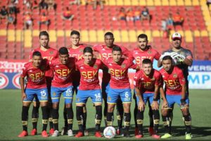 Unión Española anunció recortes salariales para el plantel y funcionarios