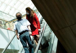 VIDEOS | TVN y Canal 13 lanzan campañas de prevención contra el coronavirus