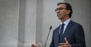 Suspenden las clases en abril y año escolar finalizará a fines de diciembre