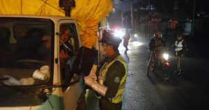 331 personas conducidas a comisarías en quinta noche de toque de queda