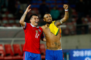 Arturo Vidal y Gary Medel se unen en campaña para enfrentar el coronavirus