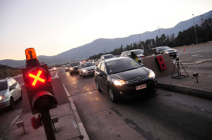 Chahuán pidió cerrar las playas del litoral para evitar 