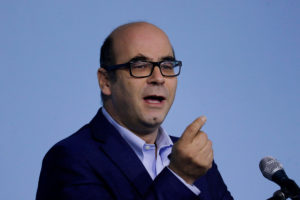 Fernando Atria lanza proceso de legalización de su partido 