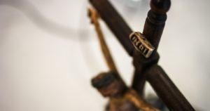 Insólito: Diócesis Santa María de Los Ángeles llama que las personas vayan a misa pese a emergencia por coronavirus