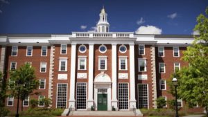 Suspenden clases presenciales en universidades de Estados Unidos por coronavirus