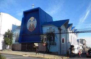 Clausuran la Catedral de Los Ángeles por misa realizada en medio de la emergencia