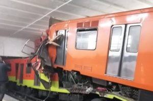 México: choque de trenes deja un muerto y más de 40 heridos