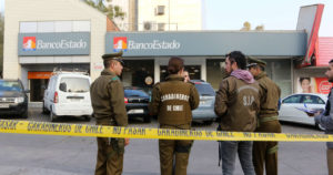 El video del violento asalto a sucursal ServiEstado de Maipú