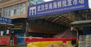 Denuncian que mercados de Wuhan siguen vendiendo murciélagos pese a peligro de coronavirus