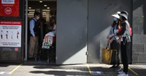 Cierran supermercado en Valdivia por contagio de coronavirus de trabajadora