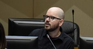 Diputado Jackson y vuelta a clases en mayo:  