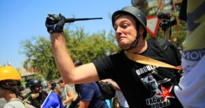 Sebastián Izquierdo amenaza: “Tenemos autos con gente armada recorriendo las calles”