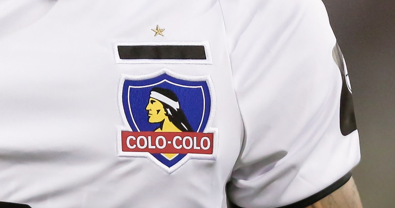 colo colo escudo